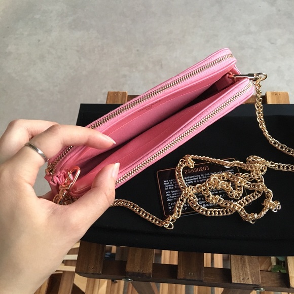 CHANEL crossbody - Picture 11 of 13